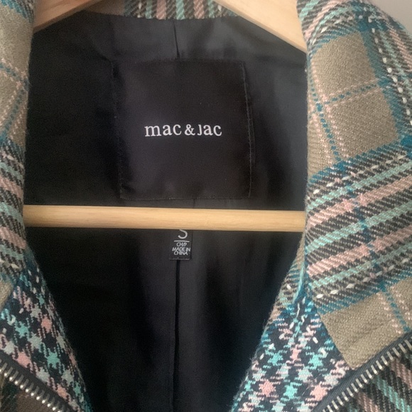 Mac & Jac ruffle plaid jacket - Picture 3 of 3